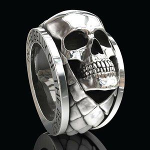 In the belly of the Beast ring, Size 7, 925 Silver